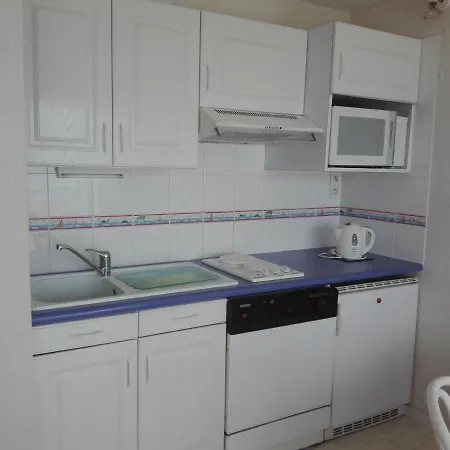 Apartman Confortable 4 Pers, Face Plage, Sud - Fr-1-331-87